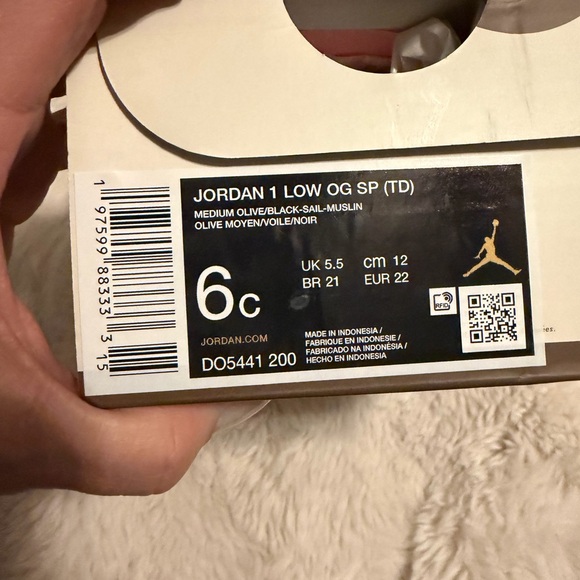 Jordan 1 Low OG SP size Toddler 6c - Picture 8 of 8